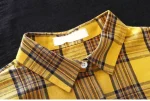 vêtement en flanelle jaune tendance