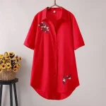 robe bleue avec motifs floraux pour femme