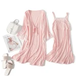 tenue de nuit femme maternité élégante