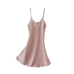mode de nuit femme en satin doux