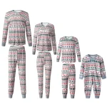 mode nocturne pour femme style Noël avec motifs adorables