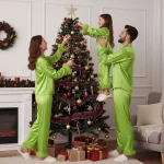 chemise de pyjama pour les fêtes
